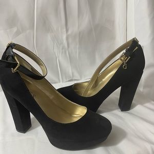 Black woman’s heel